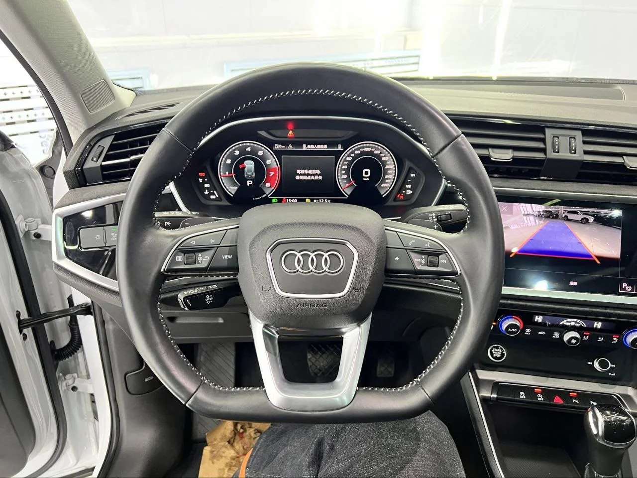 Фото 6 Audi Q3