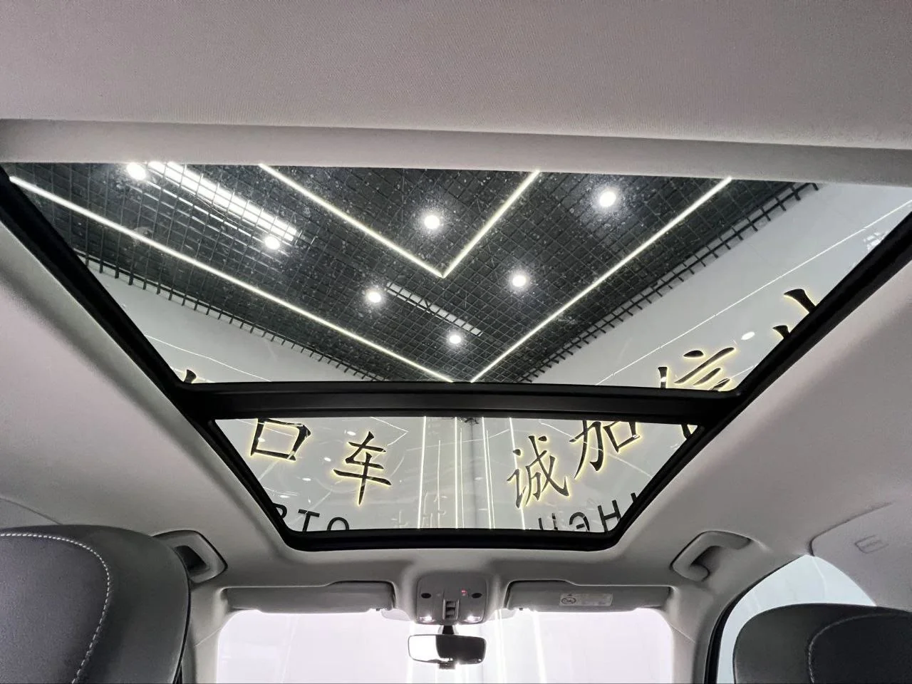 Фото 8 Audi Q3
