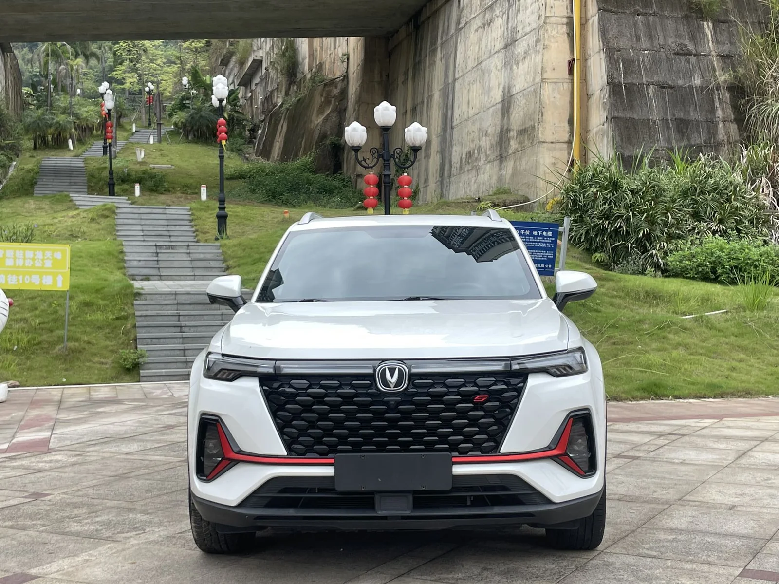 Фото 2 Changan CS35 Plus