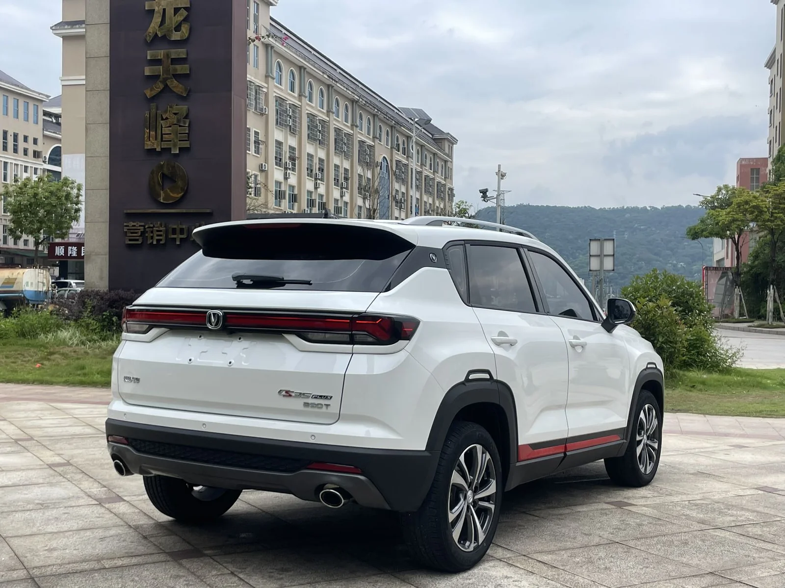 Фото 7 Changan CS35 Plus