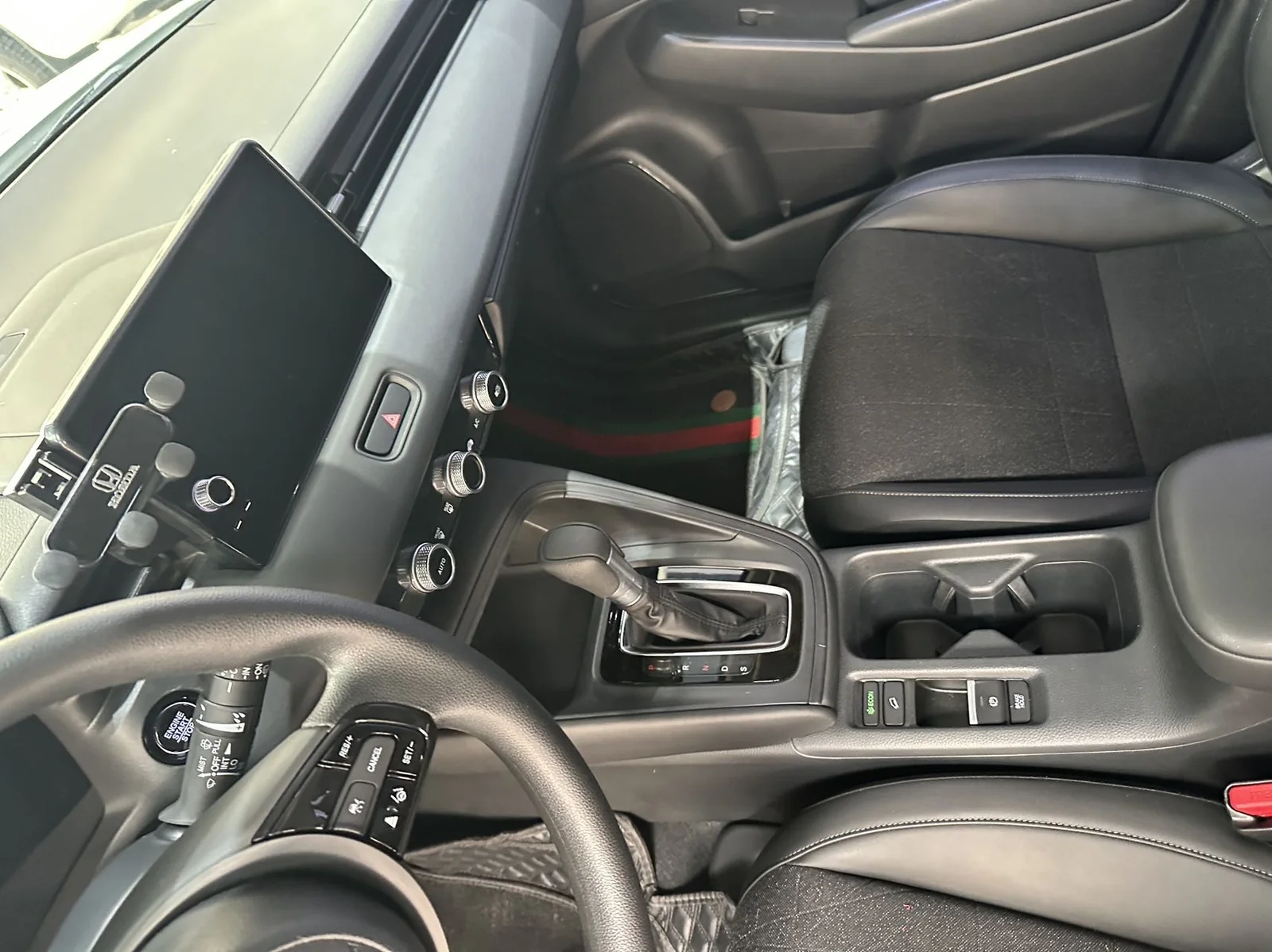 Фото 8 Honda Vezel