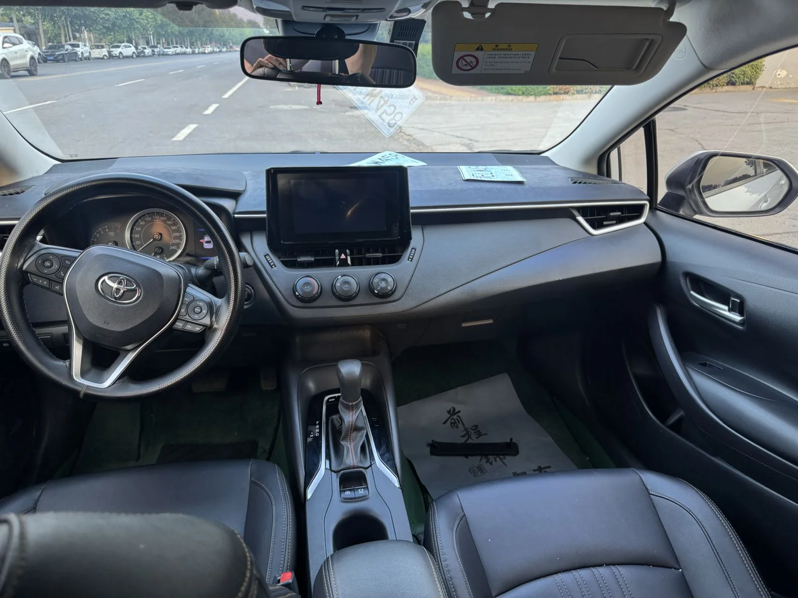 Фото 9 Toyota Corolla