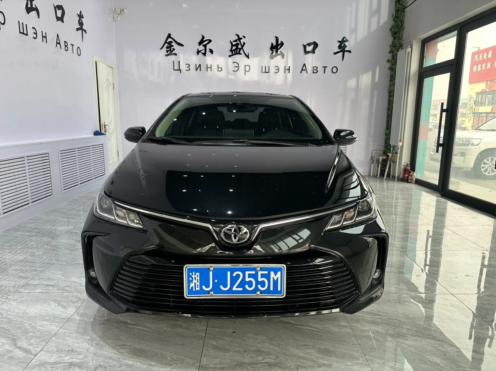 Фото 3 Toyota Corolla