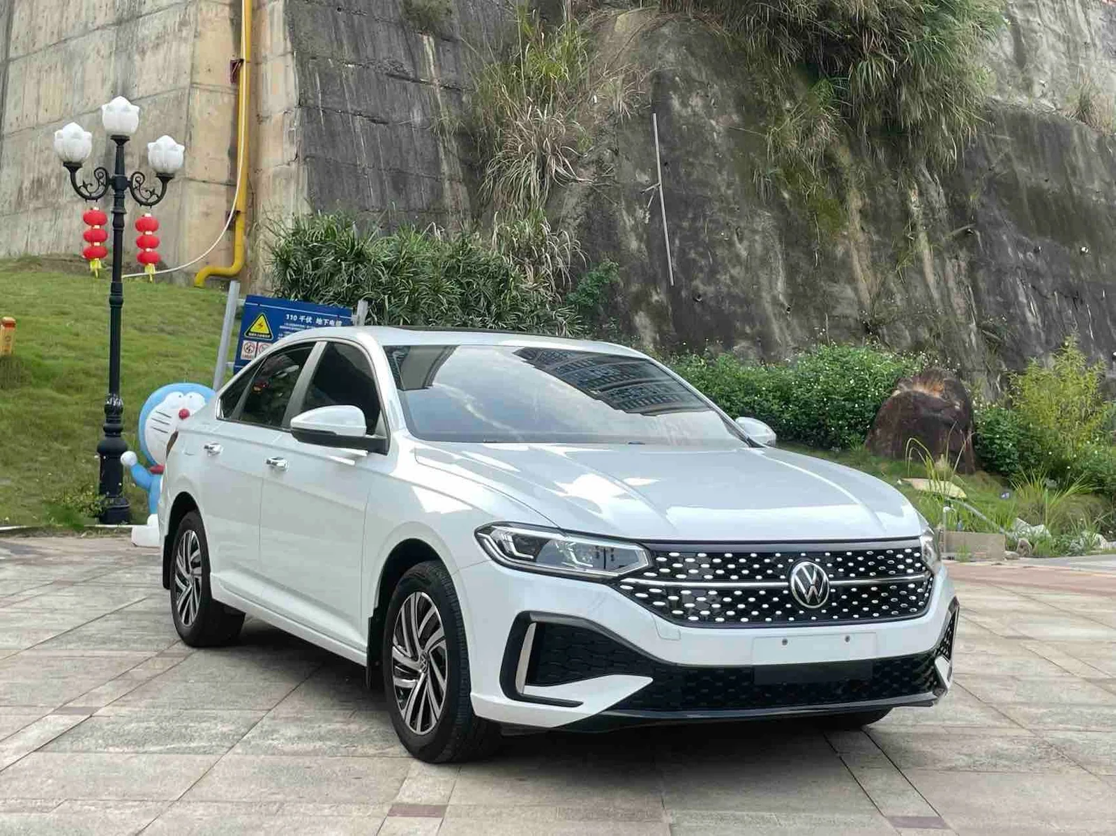 Фото 3 Volkswagen Lavida