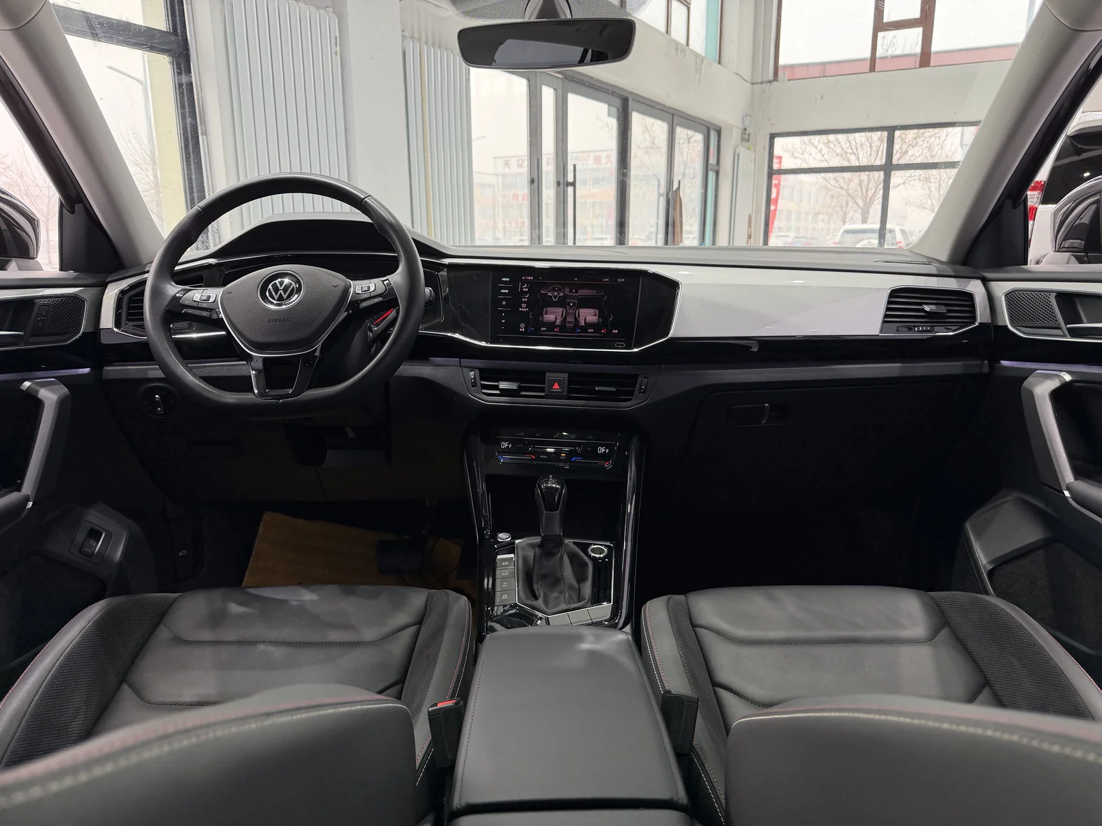 Фото 8 Volkswagen Tayron