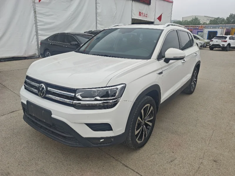Volkswagen Tharu